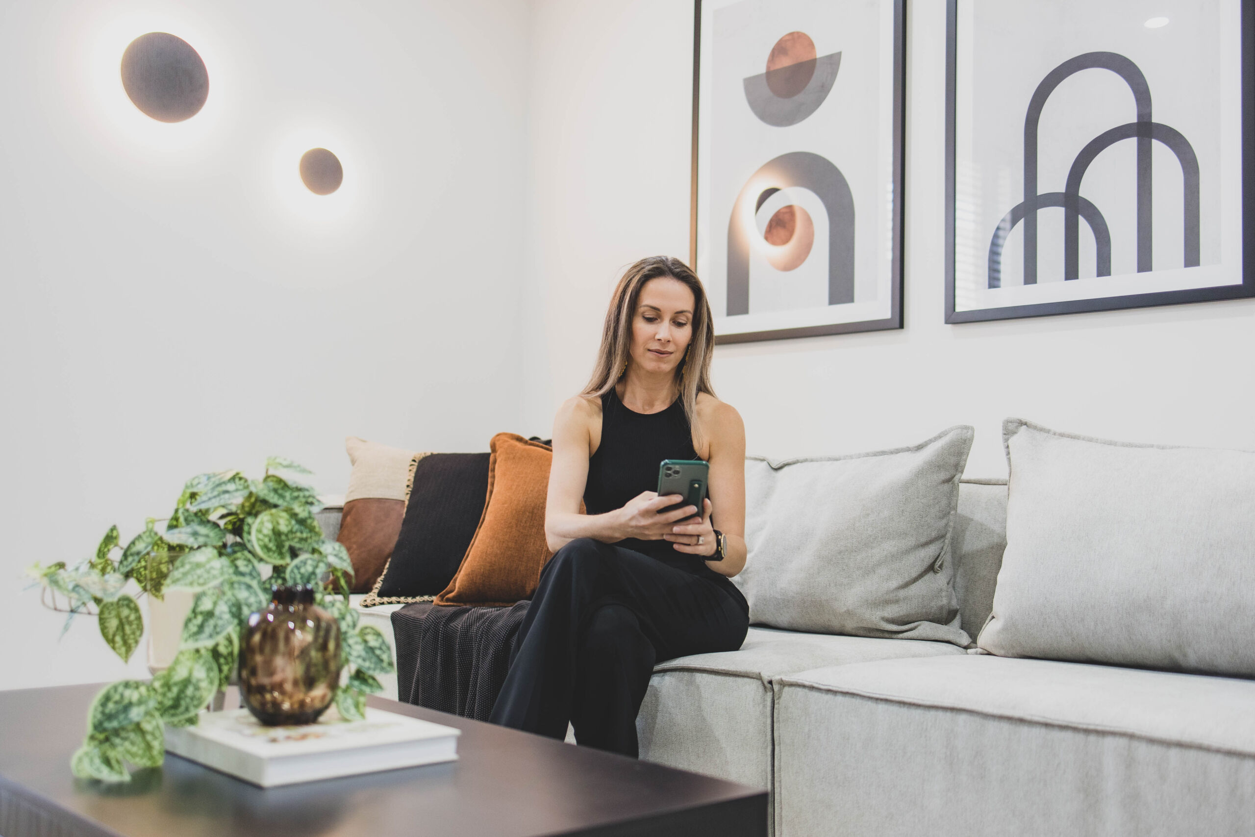 How an Interior Designer in Perth Can Save You Money | Zircon Living