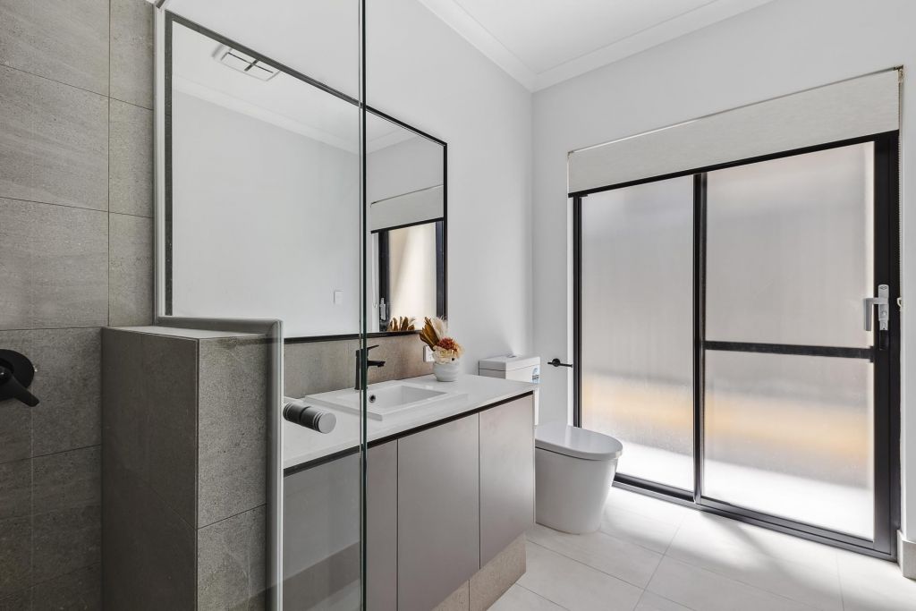 Sustainable Bathroom Design: Smart Choices for a Greener Home